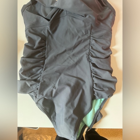 ATHLETA Black Twister Swimsuit One Piece 36 B/C - Picture 10 of 11